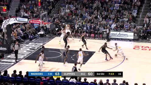 【NBA集锦】都是套路!罗宾逊假突晃防守后撤步中投出手入网