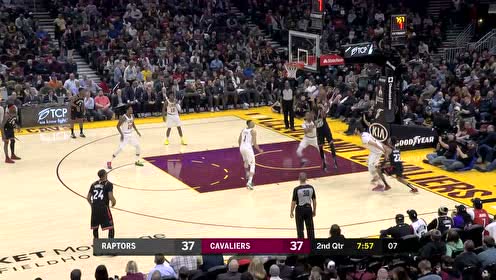 【NBA集錦】布歇跳步籃下拋投打進 艾克薩姆突破高拋弧線太美