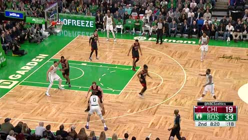 【NBA集锦】进攻手段愈发娴熟 塔图姆撤步三分打停公牛