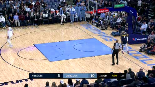 【NBA集锦】布鲁克斯出手断球 快攻反击暴扣得手