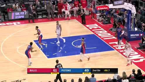 【NBA集錦】壯士真勇猛 拉文電動馬達(dá)般沖進(jìn)內(nèi)線準(zhǔn)壓哨2+1