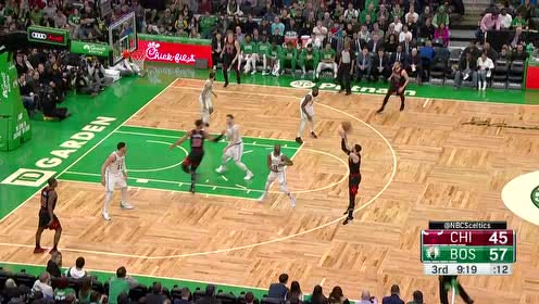【NBA集锦】下半节手感全开 拉文撤步晃开沃克三分入网