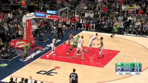 【NBA集锦】nice move!塔图姆大步流星转身晃晕防守上篮