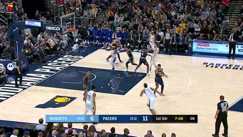 【NBA集錦】薩博尼斯妙手送助攻 霍勒迪心領神會反手上籃