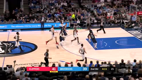 【NBA集锦】埋伏内线起飞补扣 祖巴茨旱地拔葱双臂暴扣