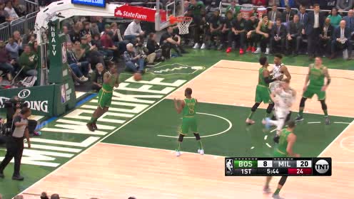 【NBA集锦】米神威武 米德尔顿转身后仰跳投美滋滋