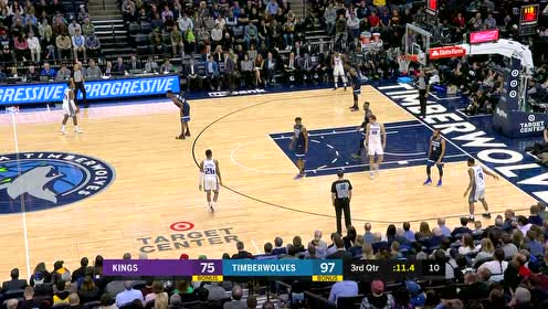 【NBA集锦】玩的就是心跳!贝兹莫尔关键时刻压哨三分划破天际