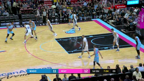 【NBA集锦】巴特勒常规突破分球 阿德巴约中距离出手稳稳命中
