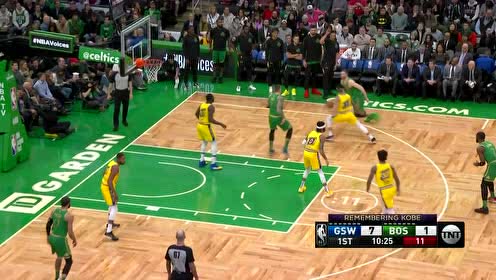 【NBA集锦】以牙还牙 布朗顶弧三分迎着防守强行命中
