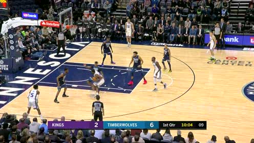 【NBA集锦】反击势在必行 巴恩斯蛇皮走位顽强上篮反击
