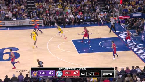【NBA集錦】濃眉哥還是你濃眉哥 戴維斯強(qiáng)吃霍福德連進(jìn)4分教練坐不住叫暫停