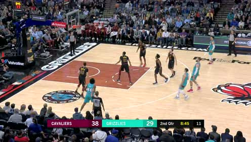 【NBA集錦】一次不行再來一次 艾倫相同位置三分連射終于命中