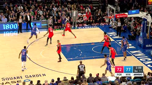 【NBA集锦】关键时刻站了出来 莫里斯溜底线反手上篮打进