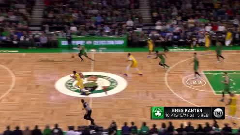 【NBA集锦】十佳球素材预定!塔图姆抢断疾驰冲天劈扣霸气侧漏