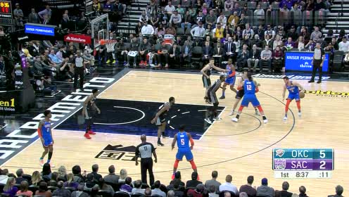 【NBA集錦】?jī)?nèi)線巨獸！亞當(dāng)斯舉火燒天單臂暴扣