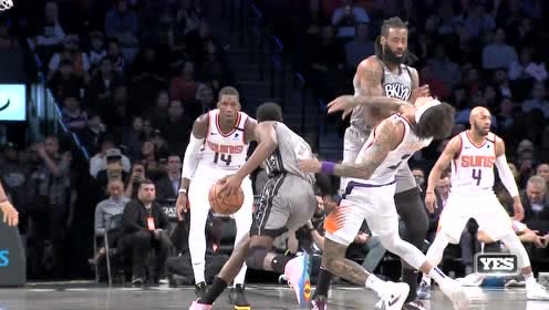 【NBA集锦】帅气小伙火力全开!乌布雷连续命中两记三分助队反超
