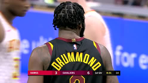 【NBA集锦】特雷杨低手拉杆送妙传 琼斯暴力双手砸扣入筐
