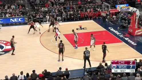 【NBA集锦】完美!萨托兰斯基空接妙传助飞科内特背筐暴扣