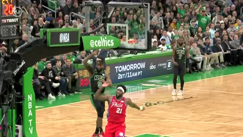 【NBA集錦】我就問問還有誰！ 沃納梅克流星趕月暴力砸扣引燃全場