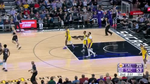 【NBA集錦】飄逸靈動后撤步一發(fā)入魂 希爾德極限三分打停湖人