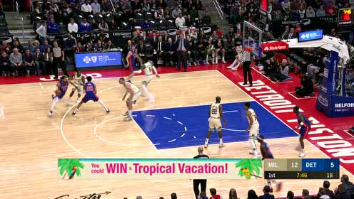 【NBA集锦】罗斯蝴蝶穿花小折叠上篮 字母哥回首就是一记双手暴扣还以颜色