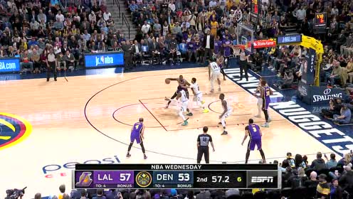 【NBA集锦】詹姆斯碾压之后上篮偏出 约基奇拿下球权长传哈里斯反击得手