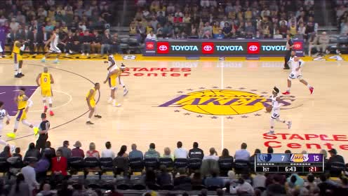 【NBA集锦】出手相当的自信 布拉德利稳健中投轻取两分