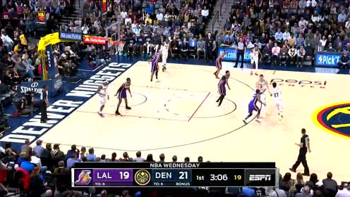 【NBA集锦】掘金一个挡拆湖人防守就乱了 约基奇接穆雷助攻篮下稳稳打中