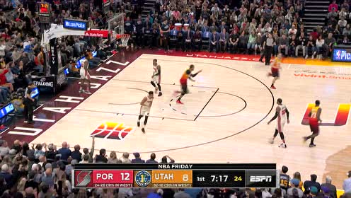 【NBA集锦】虎须还是不要碰 米切尔长甩戈贝尔轻松背身扣篮得手