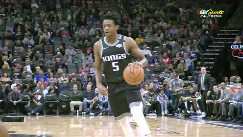 【NBA集锦】挂五档直冲篮下!福克斯摆脱威金斯强起上篮2+1终结