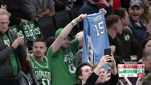 【NBA集錦】老兵不死！ 老卡特替補(bǔ)登場(chǎng)球迷舉海報(bào)球衣向其致敬