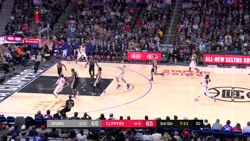 【NBA集锦】天神下凡 乔治滞空拉杆失衡打进超神2+1