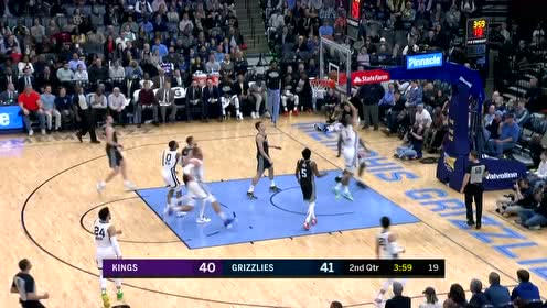 【NBA集锦】瓦兰镇守篮下只手遮天 安德森反击推进回头望月