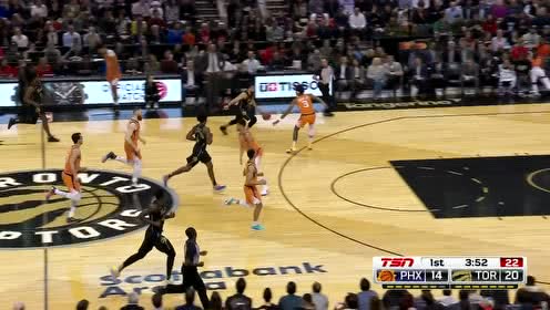 【NBA集錦】十佳球素材預定！范弗利特蝴蝶旋轉(zhuǎn)過人上籃引爆全場