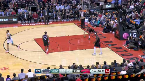 【NBA集锦】这次绝对稳!罗齐尔出手长传篮下华盛顿拔起暴扣