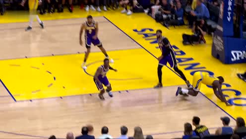 【NBA集锦】休想在禁区撒野 戴维斯长臂力拒对手