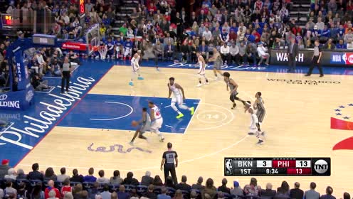 【NBA集锦】勒韦尔惨遭双人拦网 恩比德火锅空中等候多时