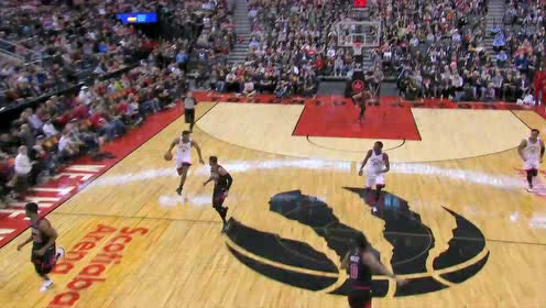 【NBA集錦】沒人防得了 布歇行進間扣籃打成2+1