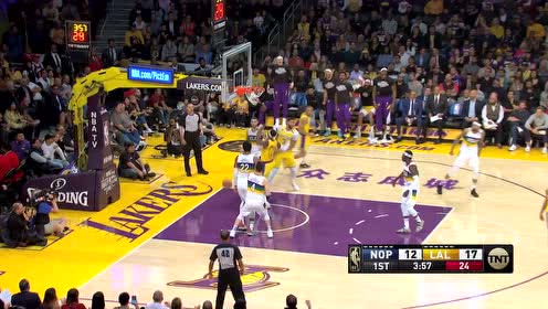 【NBA集錦】波普反擊不停球直接單臂劈扣 霍樂迪見勢(shì)不妙立刻三分做出回應(yīng)