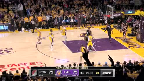 【NBA集錦】濃眉詹皇策動(dòng)閃電反擊 布拉德利聯(lián)手格林兩記三分