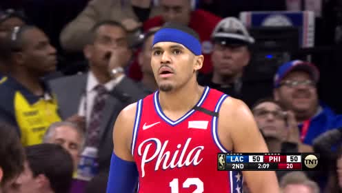【NBA集錦】哈里斯突破內(nèi)傳內(nèi) 西蒙斯起跳空中放籃