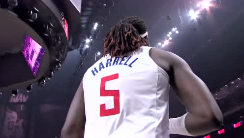 【NBA集锦】整个屏幕都被胳膊占据 哈雷尔强行上篮秀肌肉
