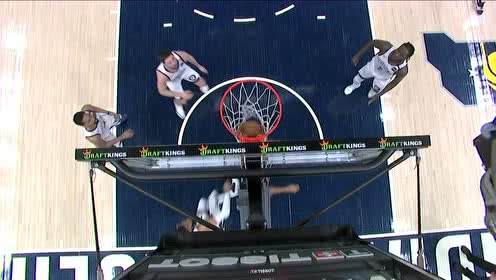 【NBA集錦】一身鋼筋鐵骨 特納強(qiáng)殺籃下打成2+1