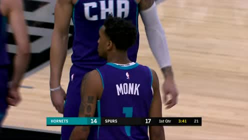 【NBA集锦】米尔斯抢断之后推反击 蒙克紧随其后送大帽