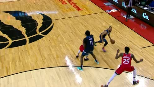 【NBA集錦】一枝獨(dú)秀驚艷全場(chǎng)！里德旋轉(zhuǎn)過人銷魂出手打成2+1