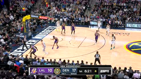 【NBA集锦】詹姆斯巧妙抢断约基奇 反击中连线戴维斯空接暴扣
