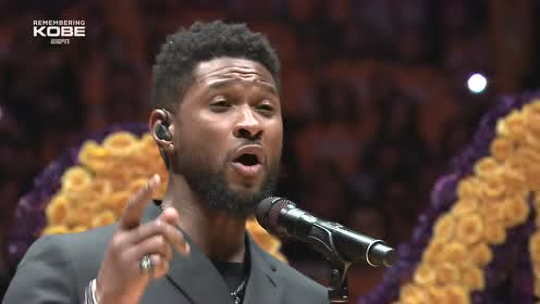 【NBA集錦】亞瑟小子演唱歌曲緬懷科比 斯臺(tái)普斯全場(chǎng)高呼MVP