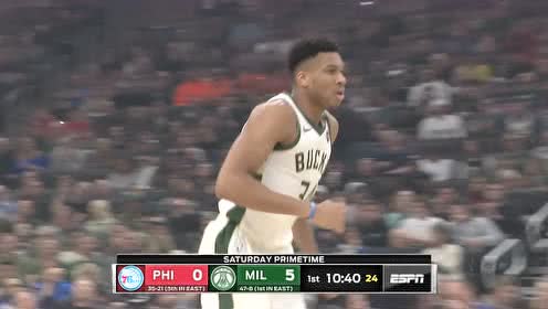【NBA集锦】越投越远!字母哥开场中投+三分连得7分