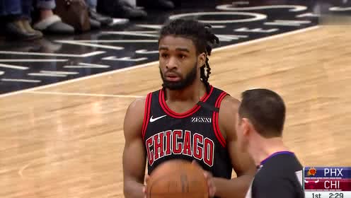 【NBA集锦】千万人吾往矣！怀特全场奔袭反击1V3造犯规