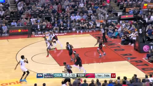 【NBA集锦】但凡你经手的都有!洛瑞再送妙传连线西卡三分飙进